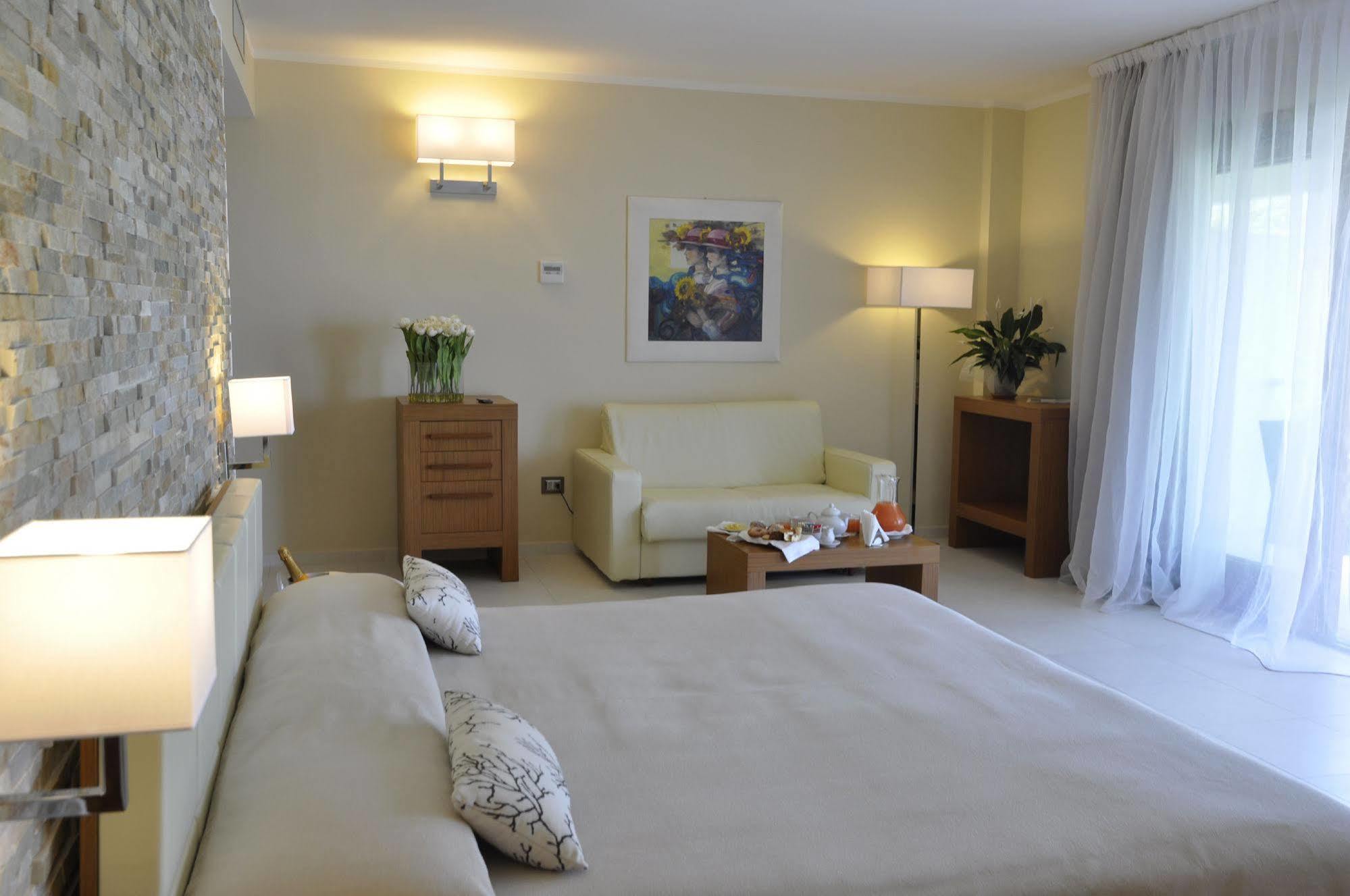 Pugnochiuso Resort - Hotel Del Faro Exteriér fotografie